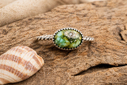 Sonoran Gold Turquoise Ring – Sterling Silver Twisted Rope Band – Genuine Green Turquoise Statement Ring – Size 8 – Handmade Stacker or Solo Ring – OOAK